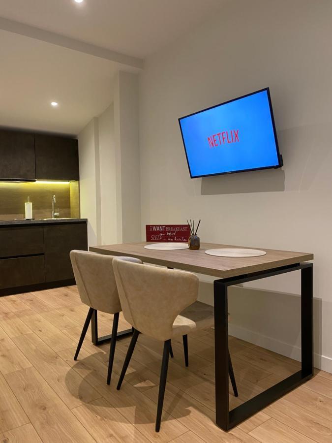 Living Studio Apartments 地拉那 外观 照片
