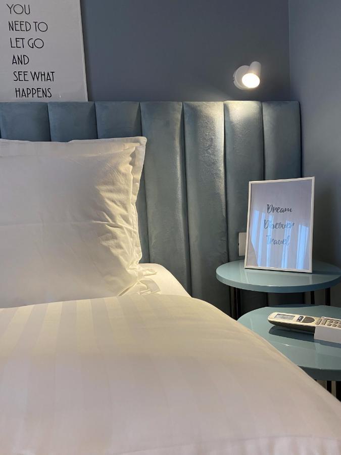 Living Studio Apartments 地拉那 外观 照片