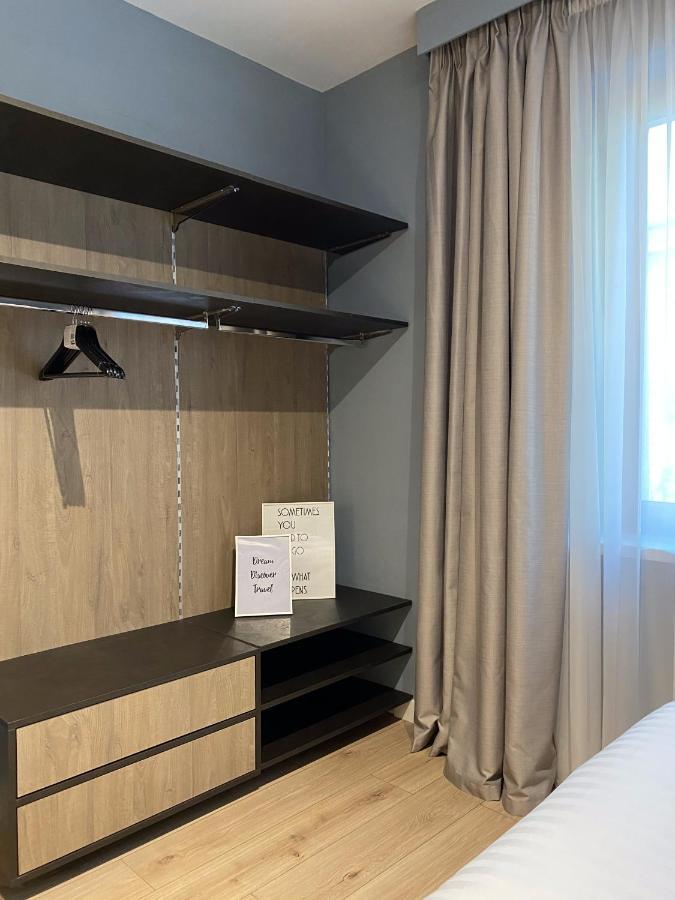 Living Studio Apartments 地拉那 外观 照片