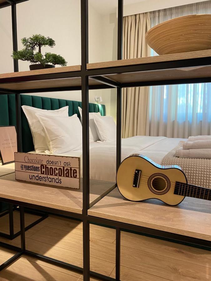 Living Studio Apartments 地拉那 外观 照片