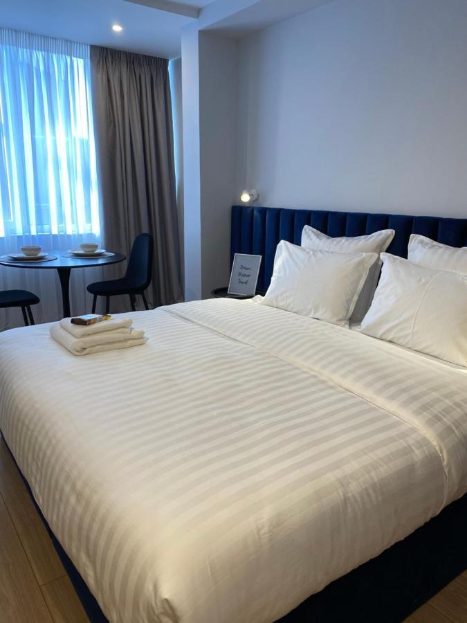 Living Studio Apartments 地拉那 外观 照片