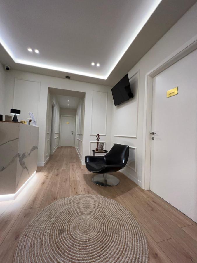 Living Studio Apartments 地拉那 外观 照片
